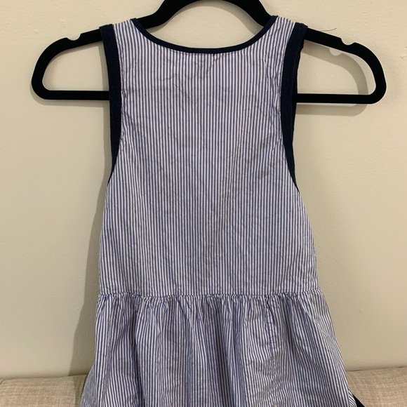 Cute top - Picture 2 of 3